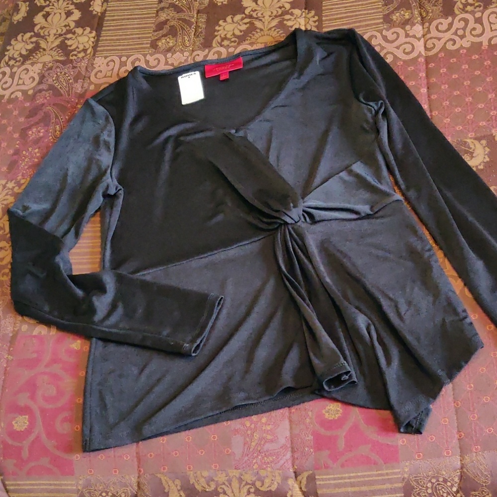 NEW Jennifer Lopez Elegant black top